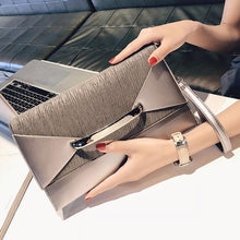 Load image into Gallery viewer, 32020 New Fashion Handbags Wallet Clutch Bag Casual Bag
